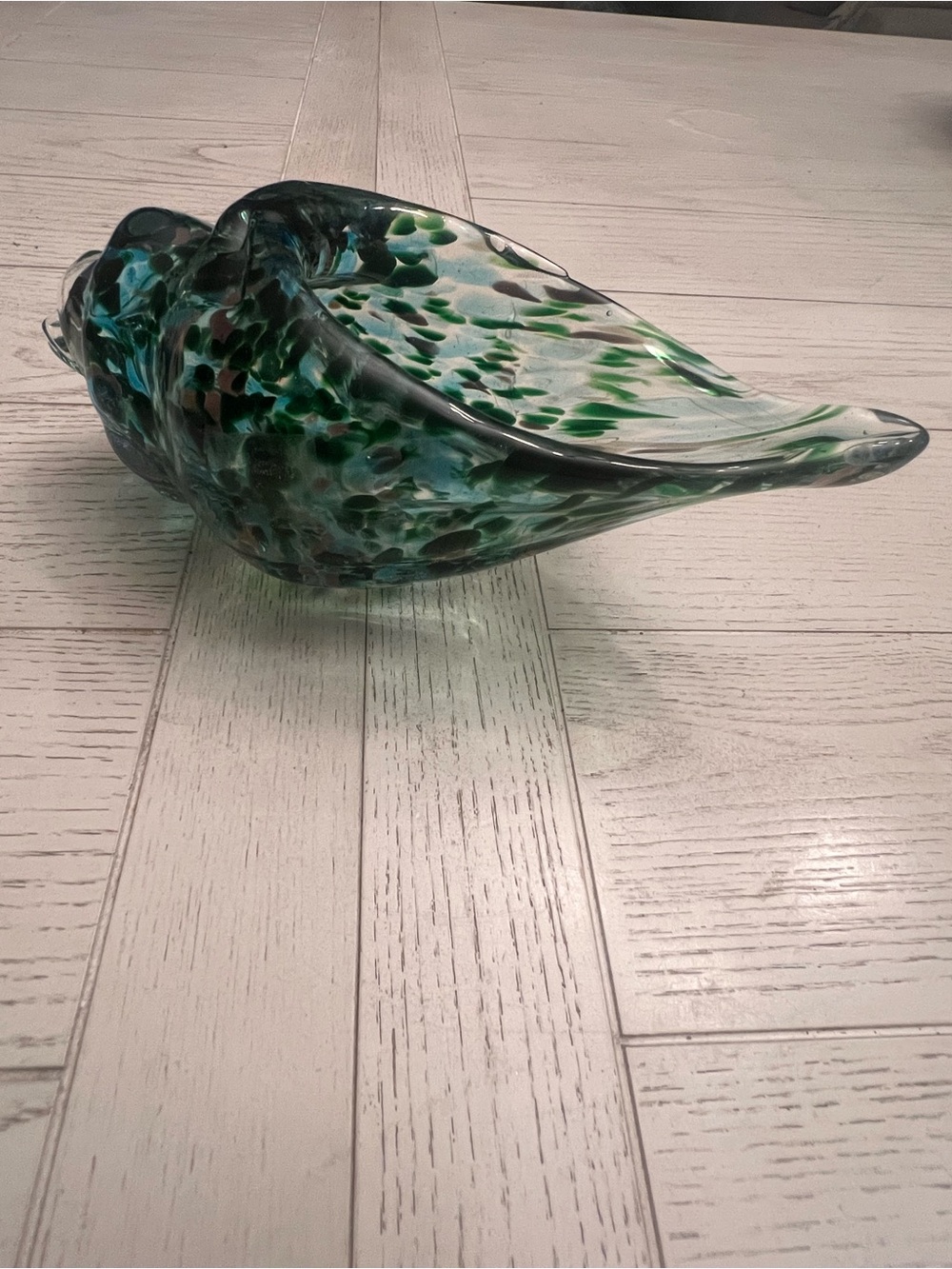 HQT Handblown Green/Teal Art Glass Shell Bowl -9” - Picture 3 of 8